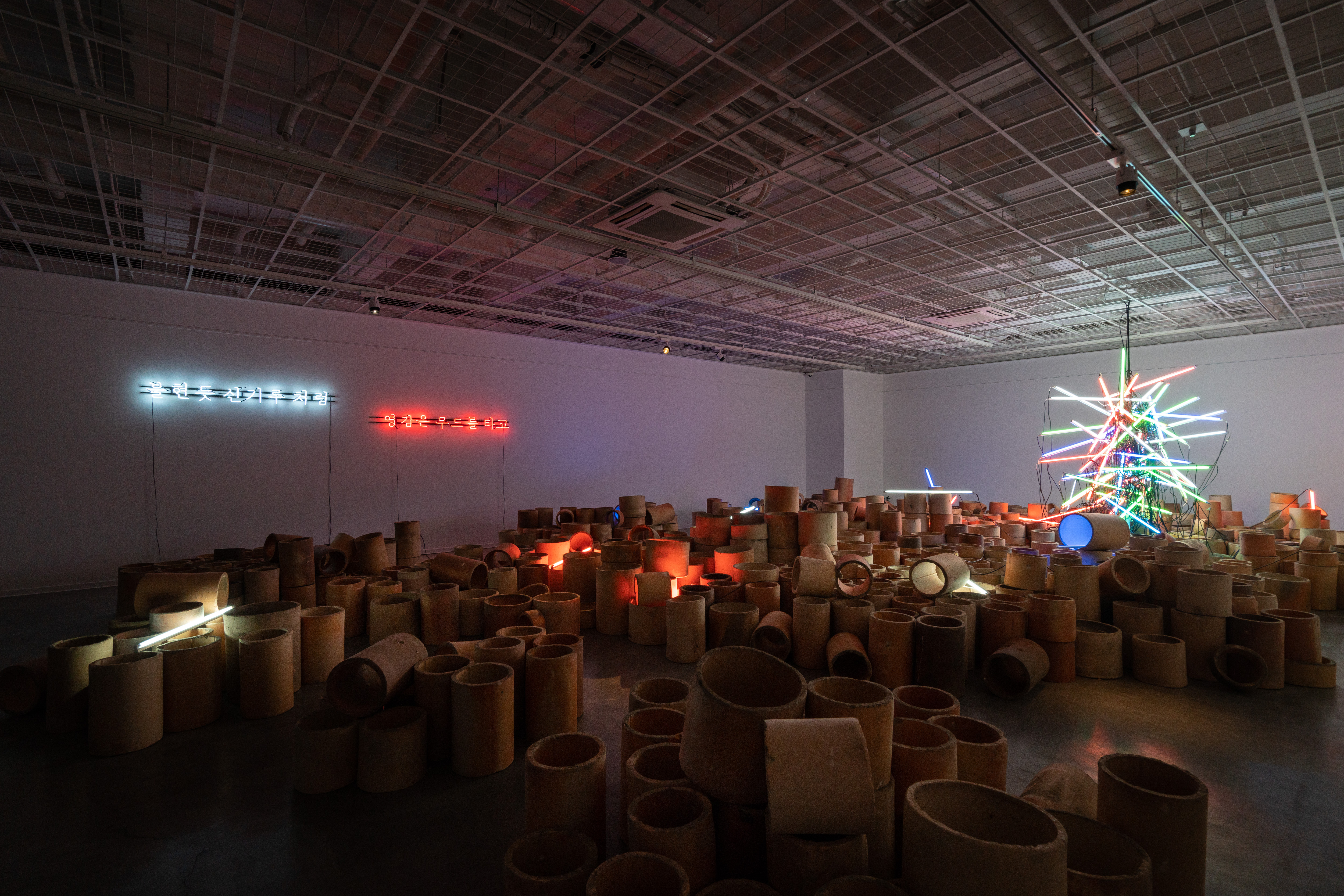 Weekend on Isle of Portland, Installation, Cement and iron, 2023