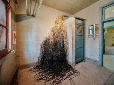 Weekend on Isle of Portland, Installation, Cement and iron, 2023