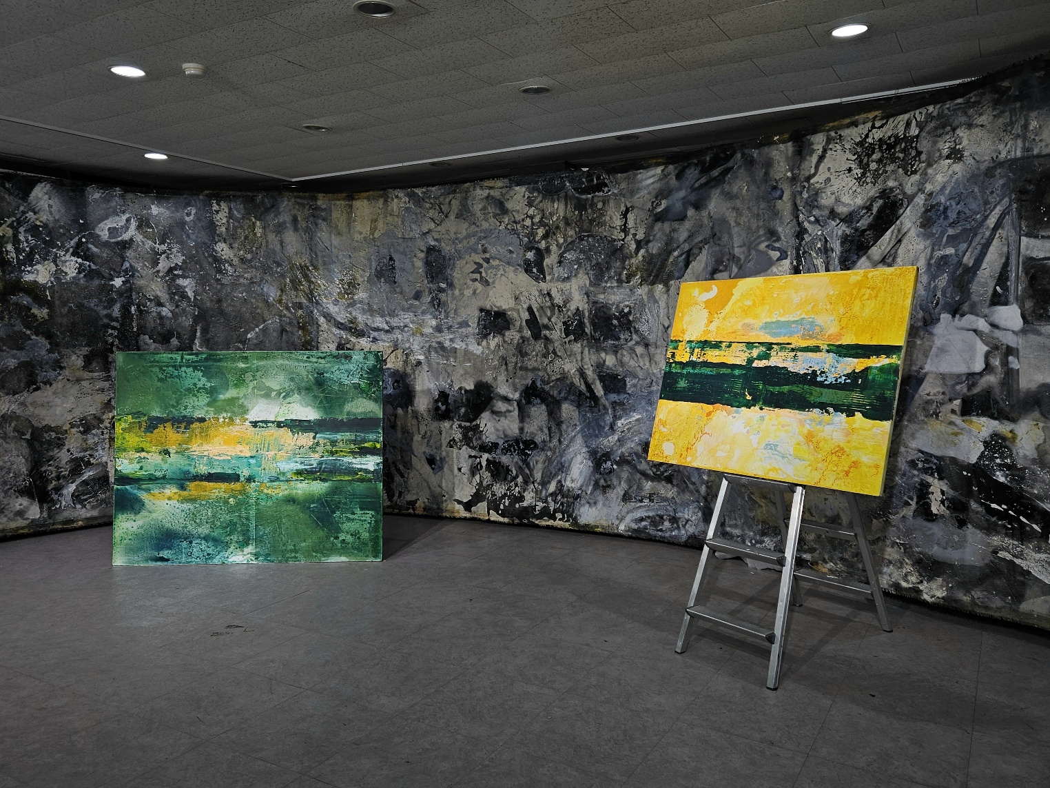 Weekend on Isle of Portland, Installation, Cement and iron, 2023