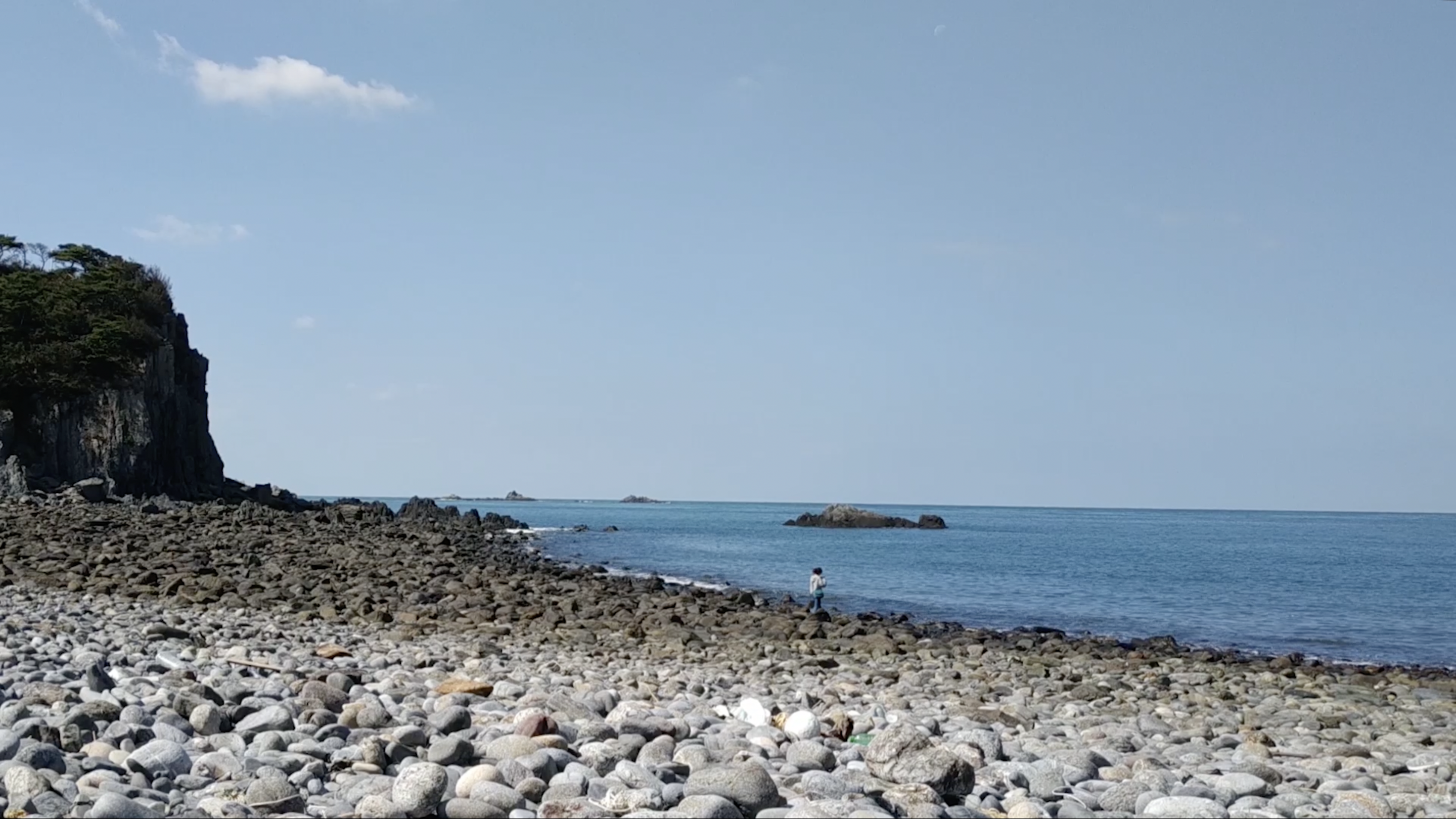 Weekend on Isle of Portland, Installation, Cement and iron, 2023