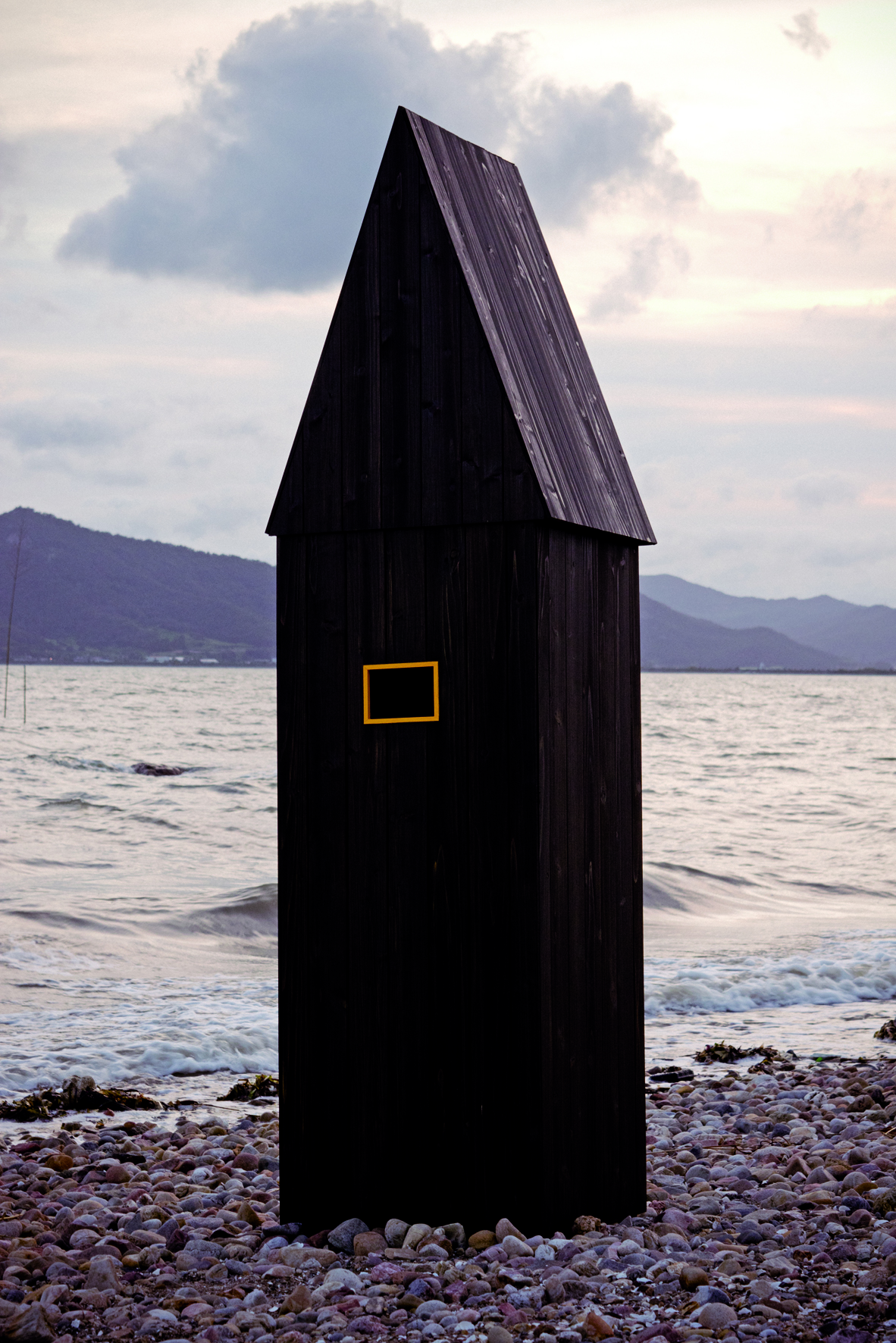 Weekend on Isle of Portland, Installation, Cement and iron, 2023